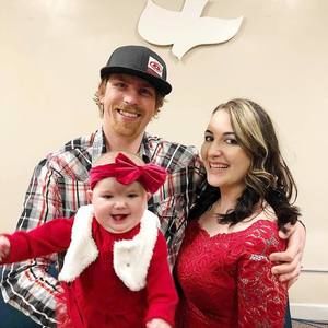 Meet your Posher, Hallie